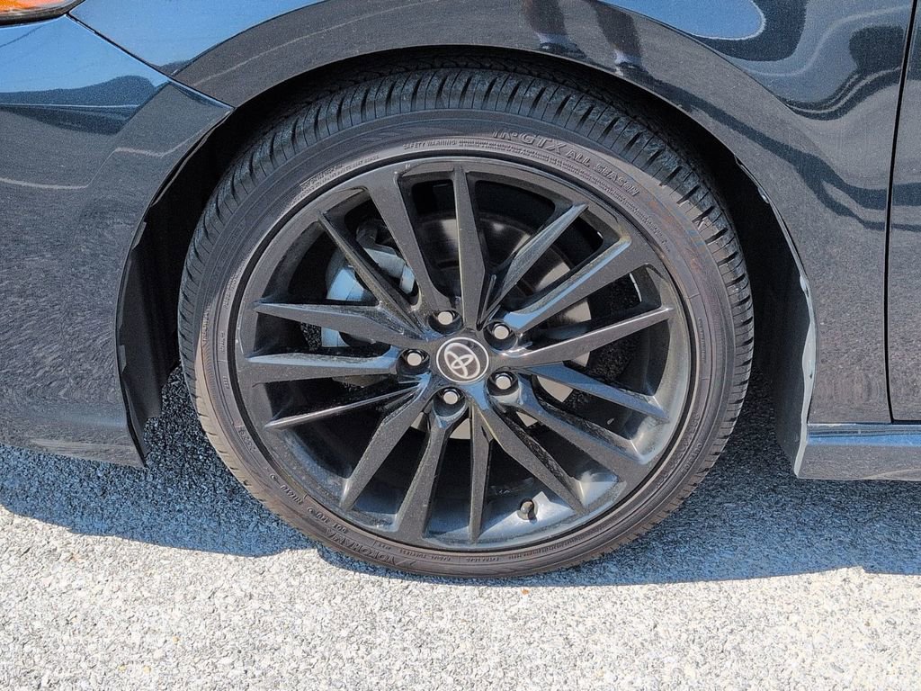 Used 2021 Toyota Camry XSE w/ Navigation Package image 33