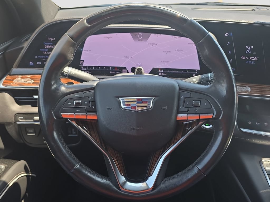 Used 2022 Cadillac Escalade ESV Premium Luxury RWD image 9