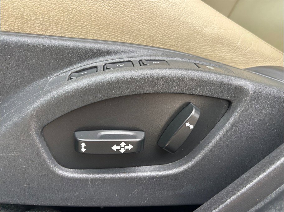 Used 2016 Volvo S60 T5 Inscription Platinum w/ Climate Package AWD/4WD image 20