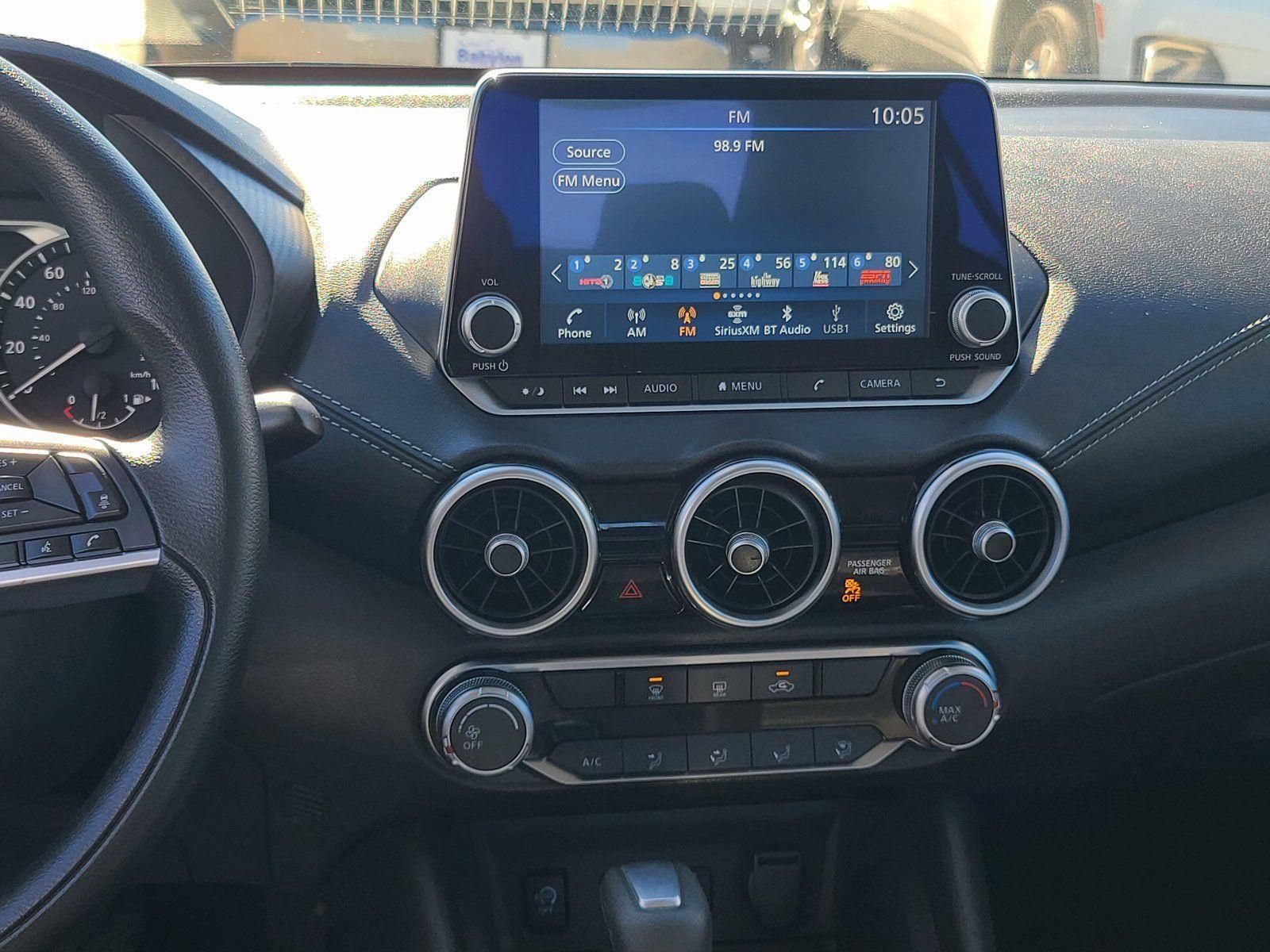 Used 2024 Nissan Sentra SV FWD image 13