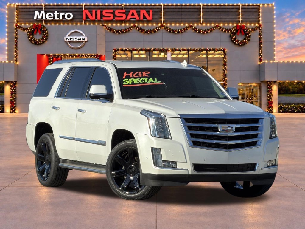 Used 2017 Cadillac Escalade Luxury