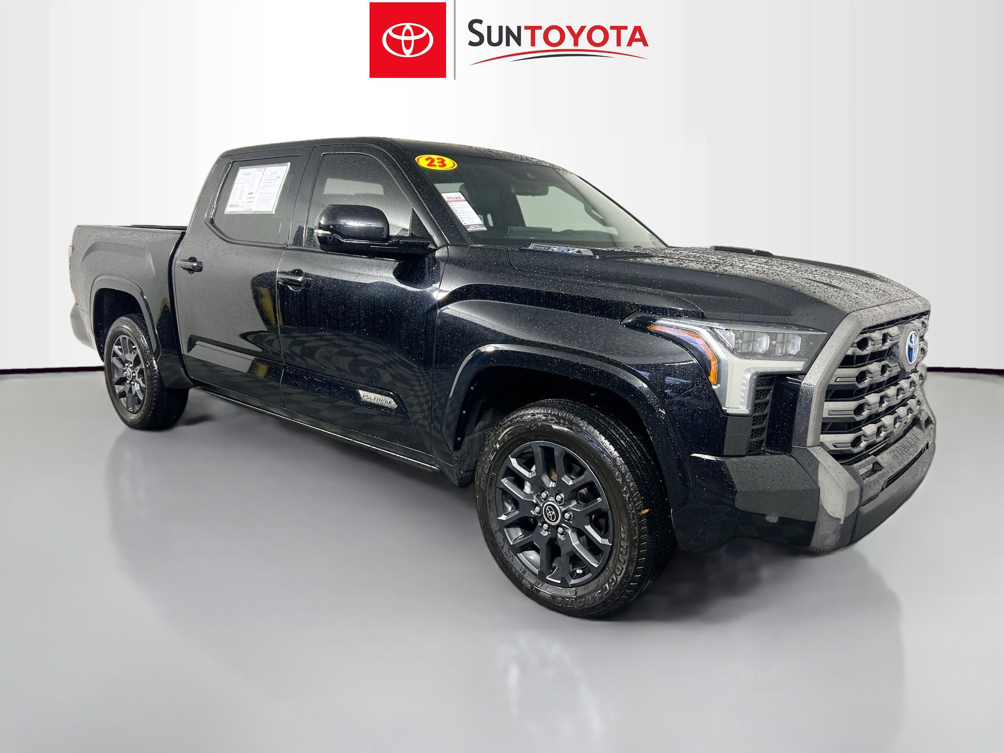 Used 2023 Toyota Tundra Platinum AWD/4WD image 1