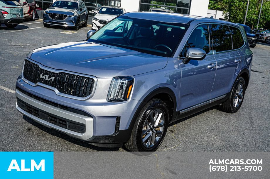 Used 2024 Kia Telluride LX FWD image 15