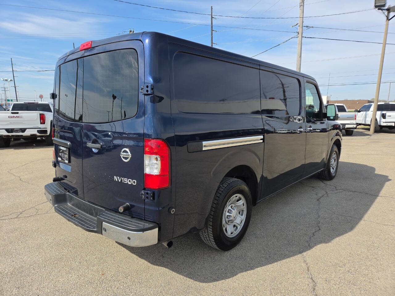 Used 2012 Nissan NV 1500 SV RWD image 5