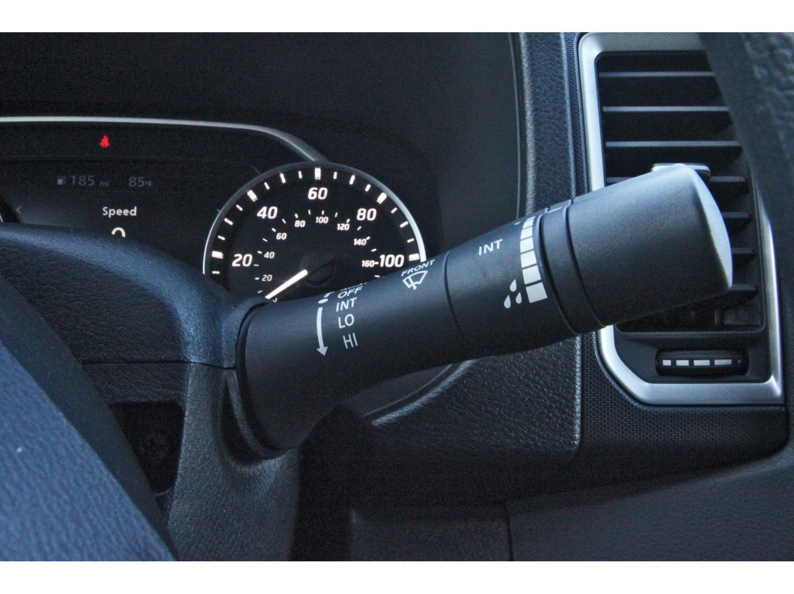 Used 2024 Nissan Frontier SV RWD image 22