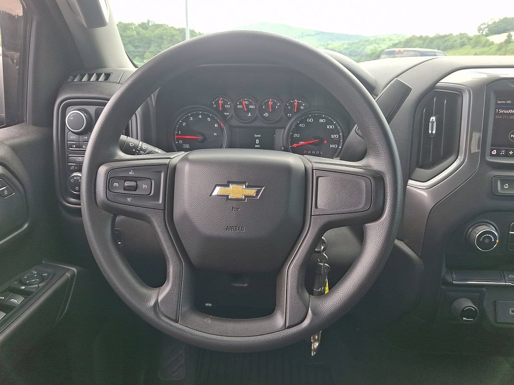 Used 2020 Chevrolet Silverado 1500 Custom w/ Custom Value Package AWD/4WD image 19