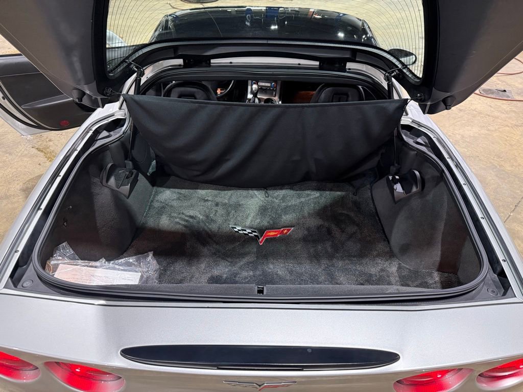 Used 2006 Chevrolet Corvette Coupe w/ Preferred Equipment Group image 23