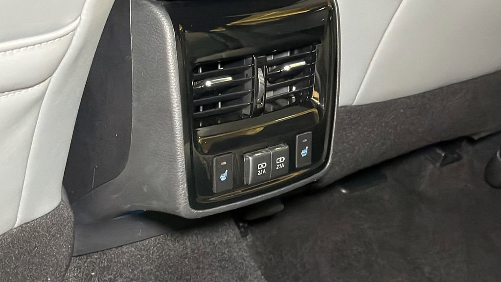 Used 2019 Toyota Avalon Limited w/ Advanced Safety Package image 15