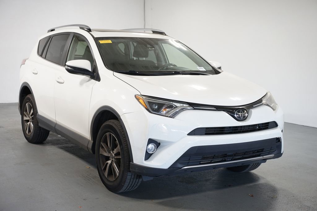 Used 2018 Toyota RAV4 XLE image 3