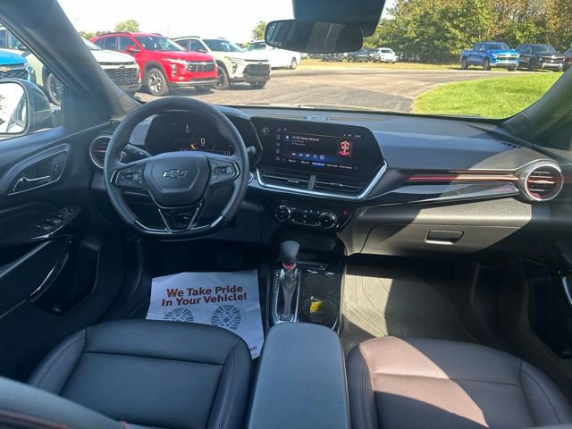 Certified 2024 Chevrolet Trax RS w/ Driver Confidence Package image 25