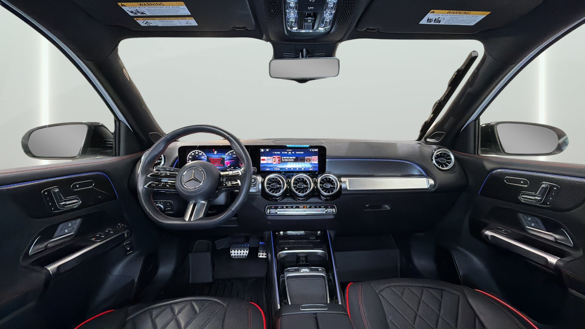 Used 2025 Mercedes-Benz GLB 250 image 31
