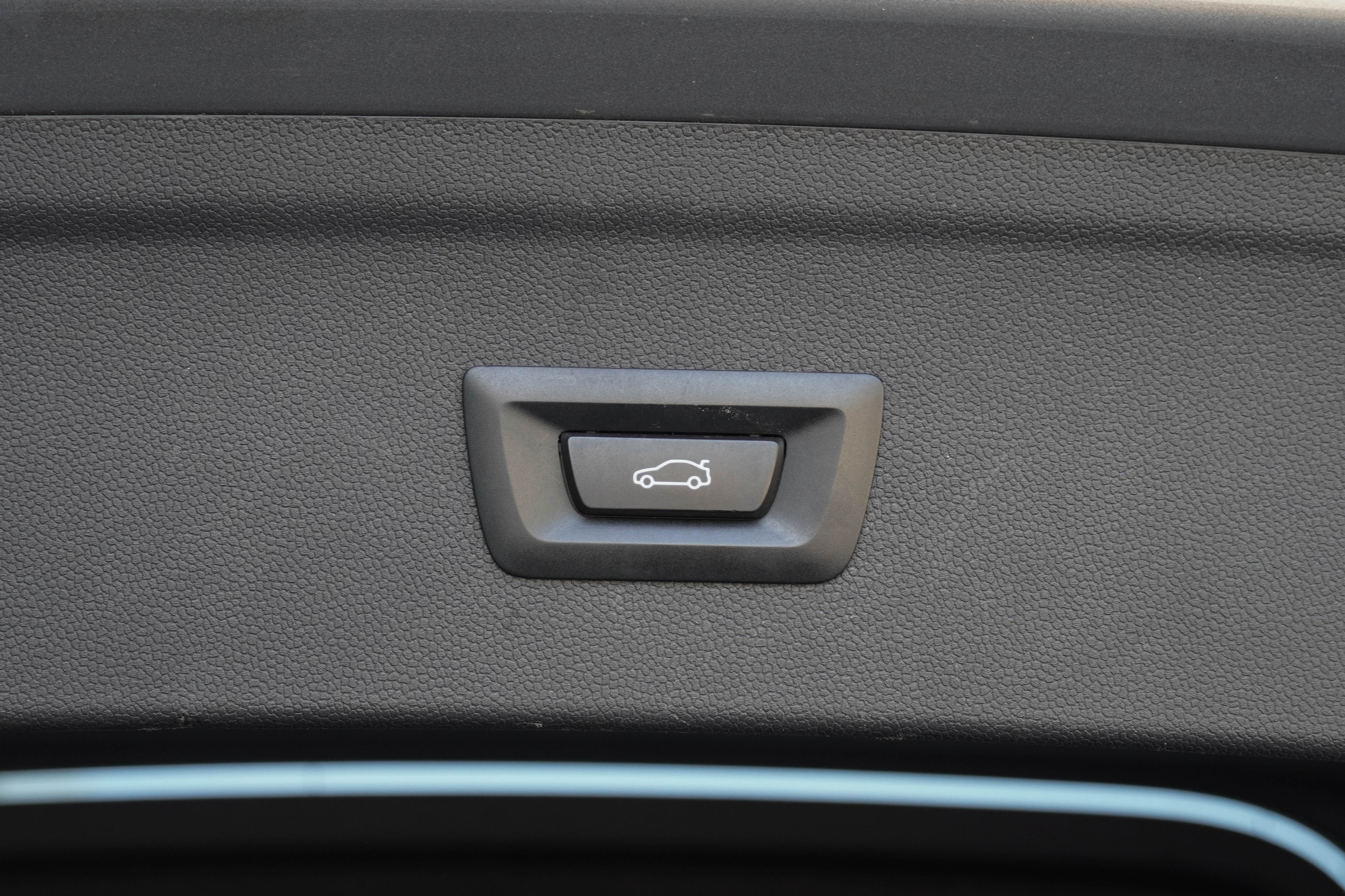 Certified 2024 BMW iX M60 AWD/4WD image 33