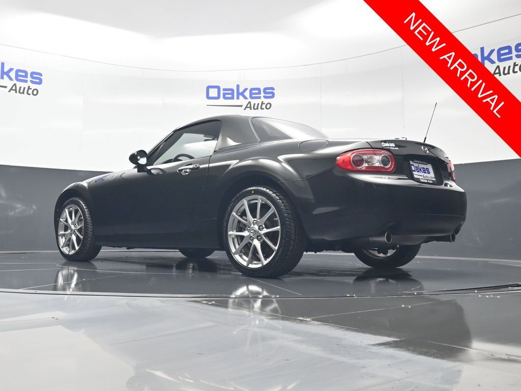 Used 2011 MAZDA MX-5 Miata Grand Touring image 32