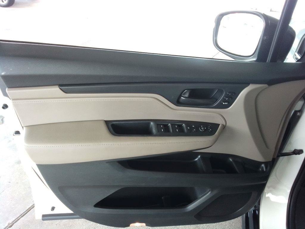 Used 2018 Honda Odyssey EX-L image 25