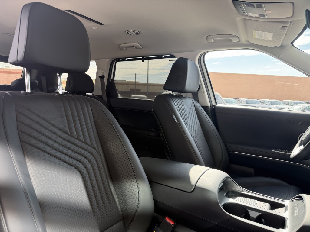 Used 2026 Hyundai Palisade SEL FWD image 42