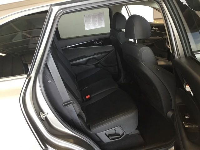 Used 2018 Kia Sorento LX FWD image 32
