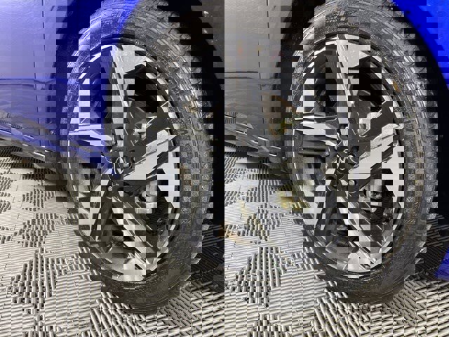 Used 2023 Hyundai Elantra SEL w/ Convenience Package image 11