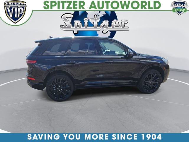 Used 2025 Lincoln Corsair Reserve w/ Jet Appearance Package image 9