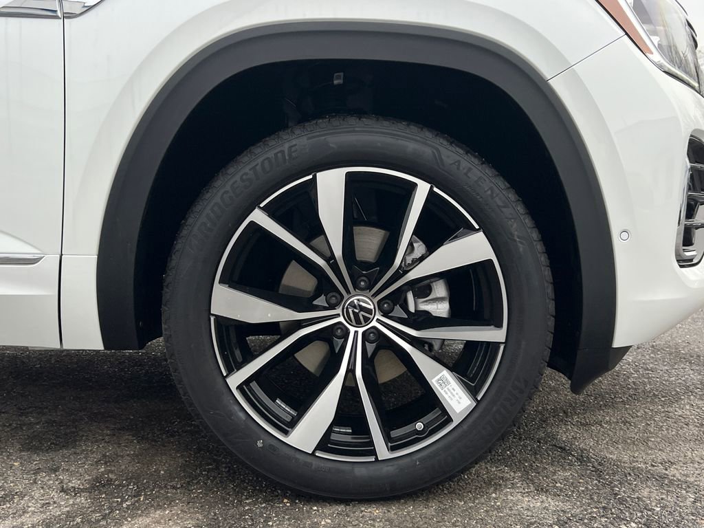 New 2026 Volkswagen Atlas SEL Premium R-Line image 8
