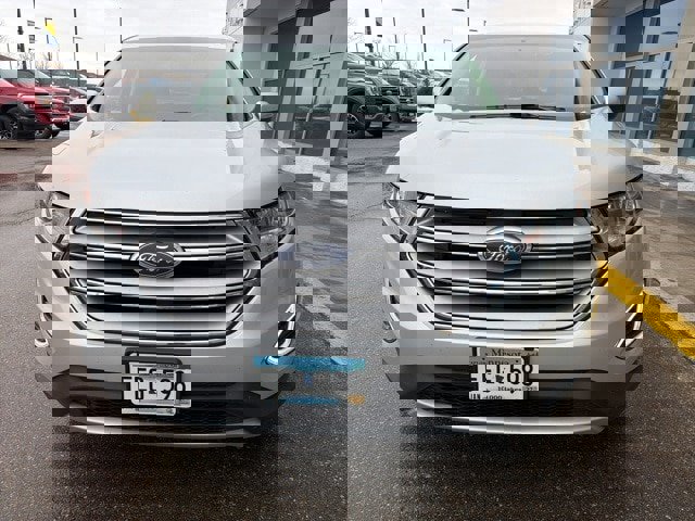 Used 2018 Ford Edge Titanium w/ Technology Package image 2