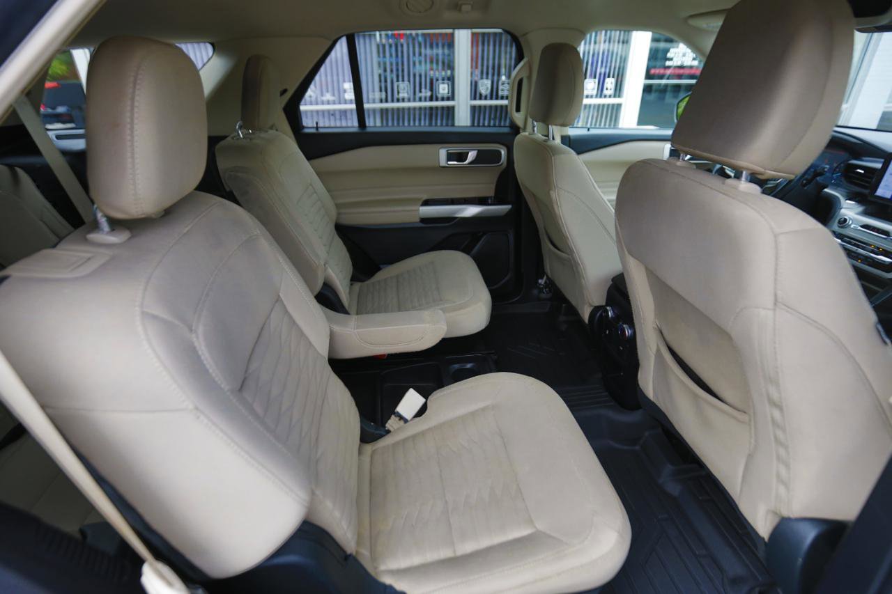 Used 2021 Ford Explorer XLT image 20