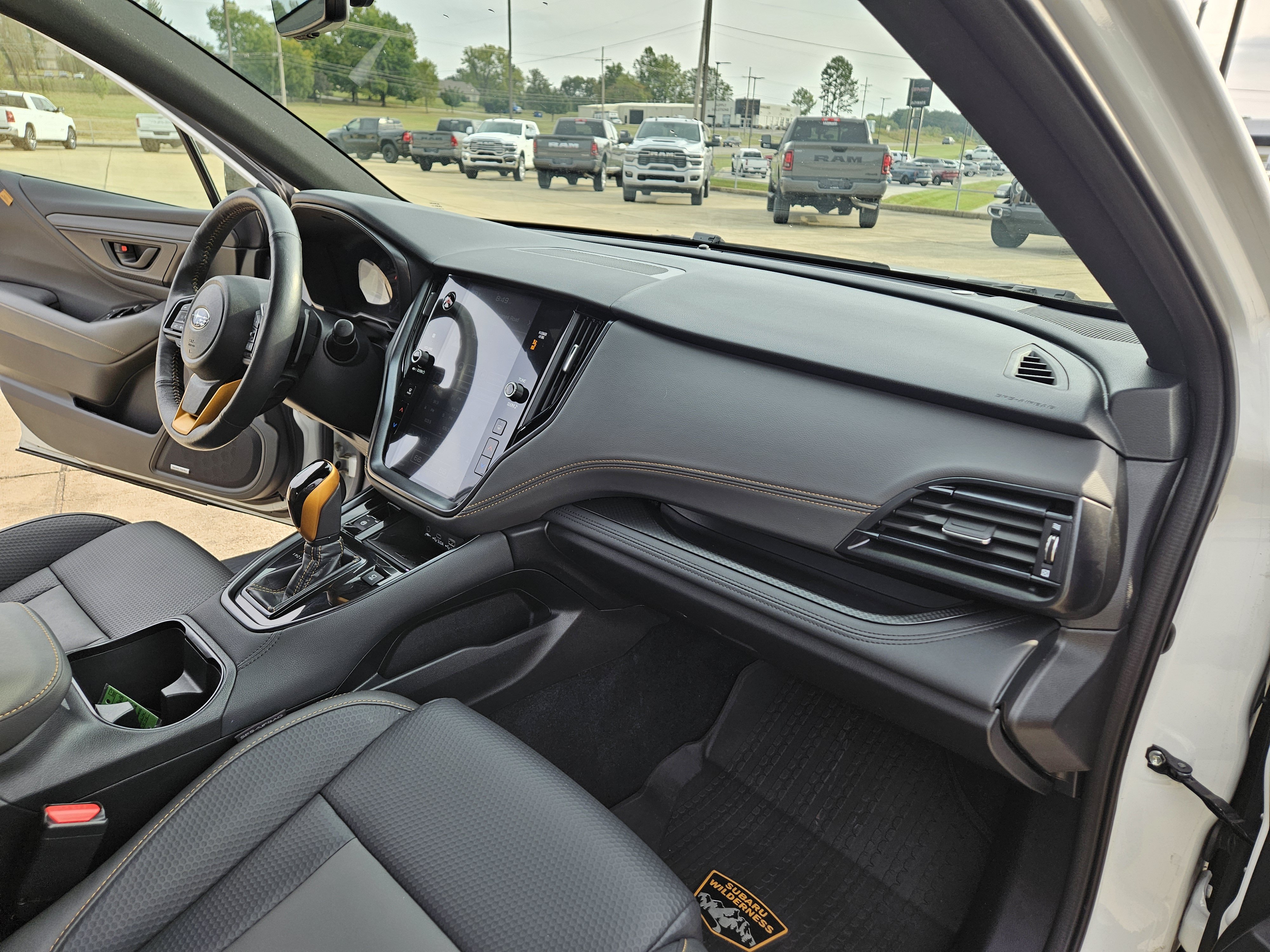 Used 2025 Subaru Outback Wilderness AWD/4WD image 21