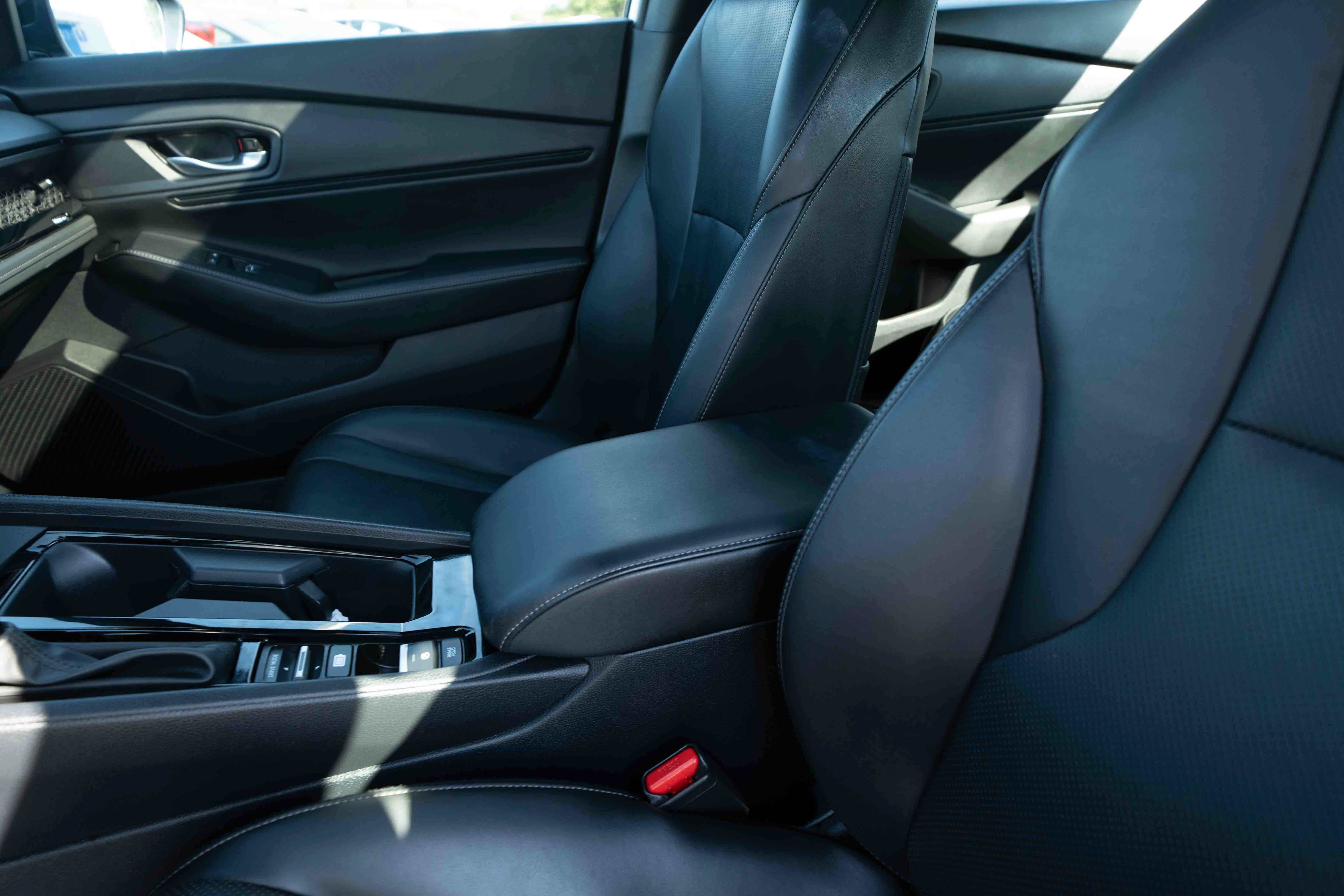 Used 2024 Honda Accord Sport image 10