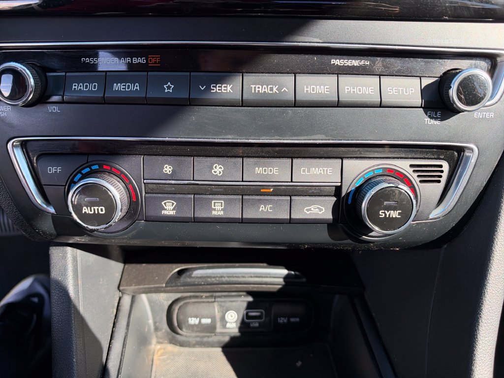 Used 2019 Kia Optima S w/ S Panoramic Sunroof Package FWD image 22
