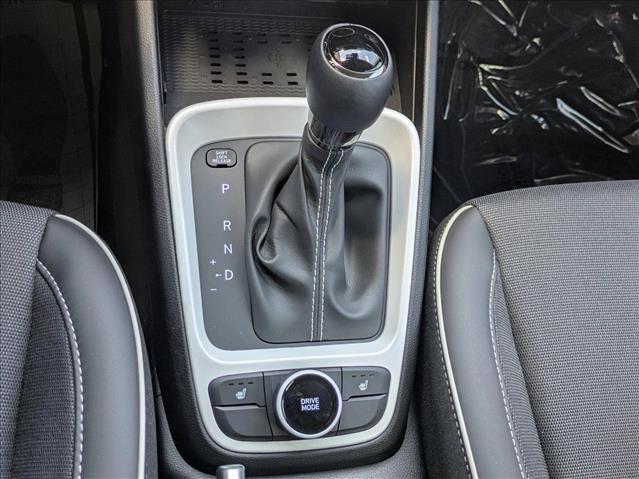 New 2025 Hyundai Venue Limited FWD image 15