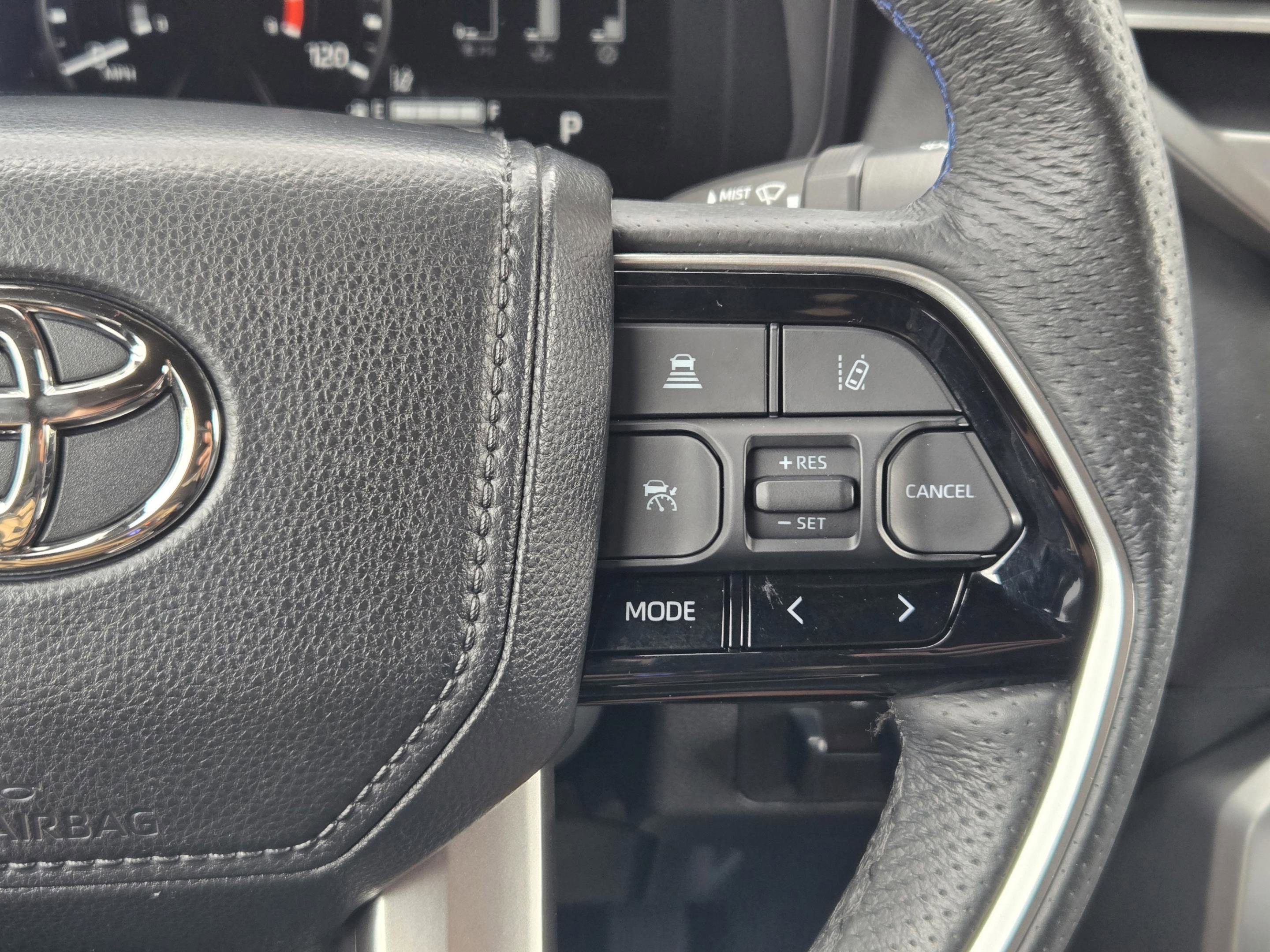 Used 2023 Toyota Tundra Platinum AWD/4WD image 26