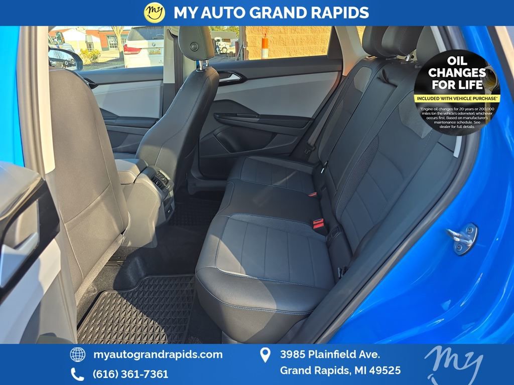 Used 2024 Volkswagen Taos SE image 26