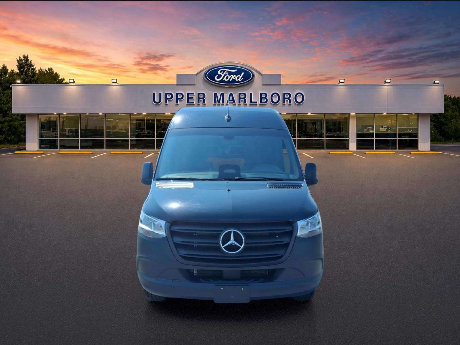 Used 2025 Mercedes-Benz Sprinter 2500 image 3