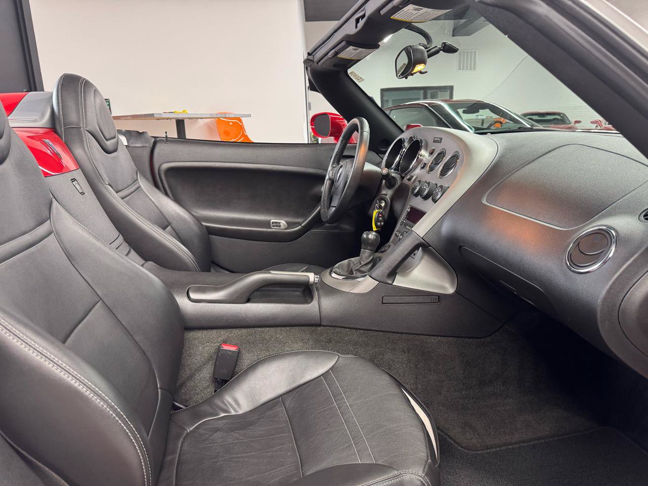 Used 2007 Pontiac Solstice Convertible w/ Premium Package RWD image 43