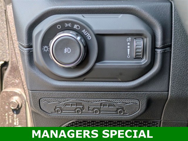 New 2025 Jeep Wrangler Sahara image 13