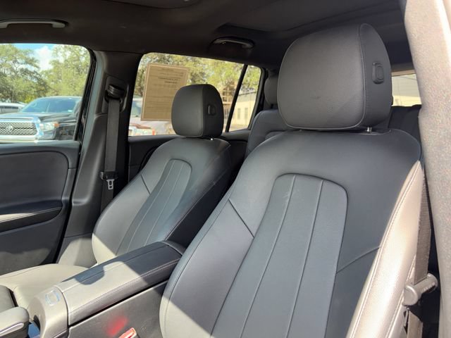 Used 2022 Mercedes-Benz GLB 250 image 10