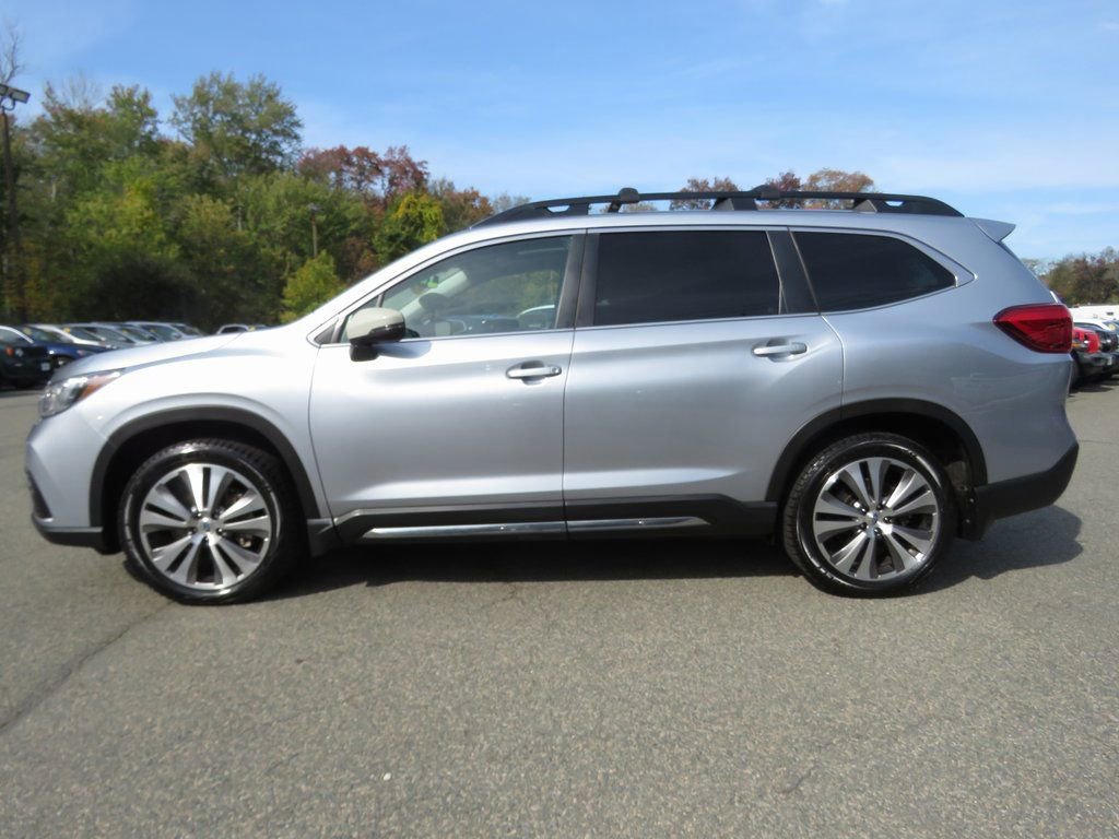 Used 2022 Subaru Ascent Limited w/ Technology Package image 9
