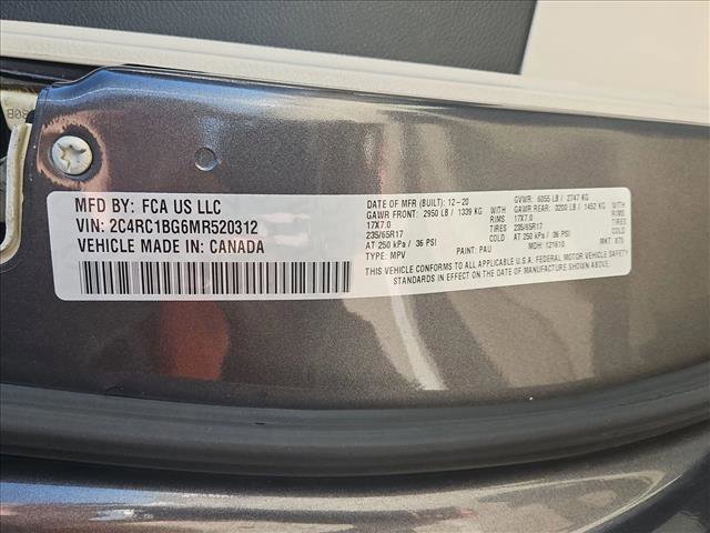 Used 2021 Chrysler Pacifica Touring-L image 26