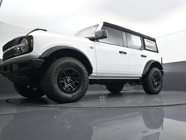 Certified 2024 Ford Bronco Wildtrak AWD/4WD image 28