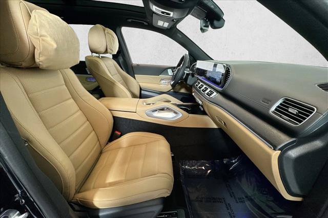 New 2026 Mercedes-Benz GLS 580 4MATIC image 27