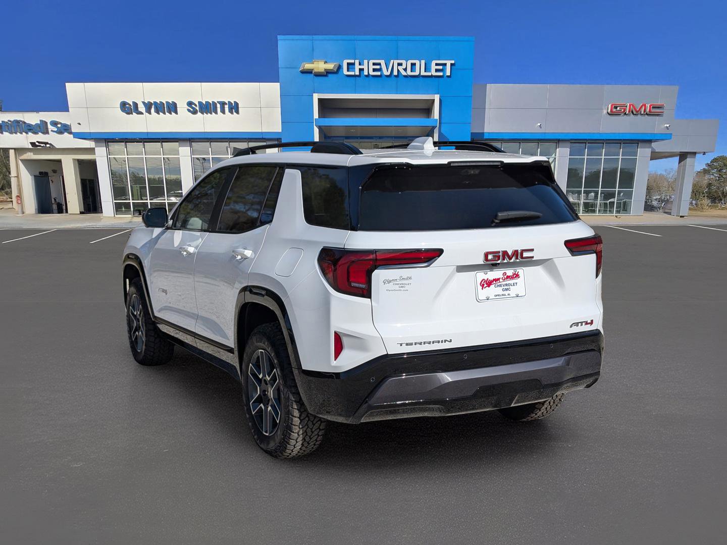 New 2026 GMC Terrain AT4 w/ Technology Package II AWD/4WD image 12