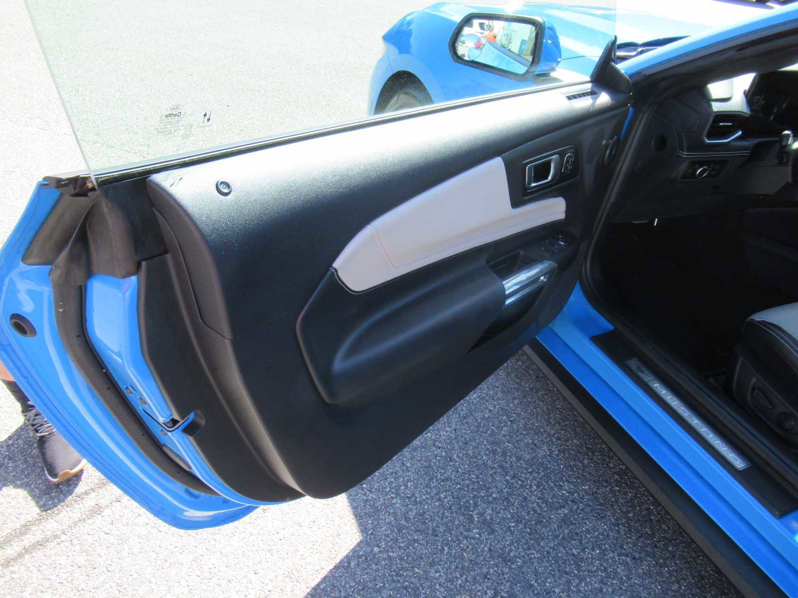 Used 2024 Ford Mustang GT Premium w/ GT Performance Package RWD image 15