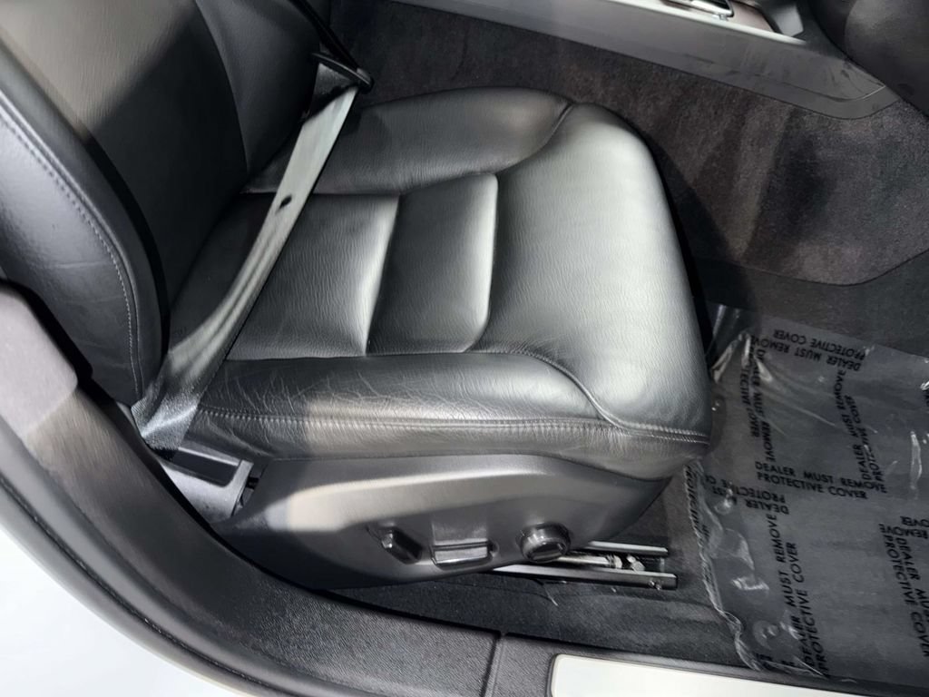 Used 2023 Volvo S60 B5 Plus w/ Climate Package FWD image 15