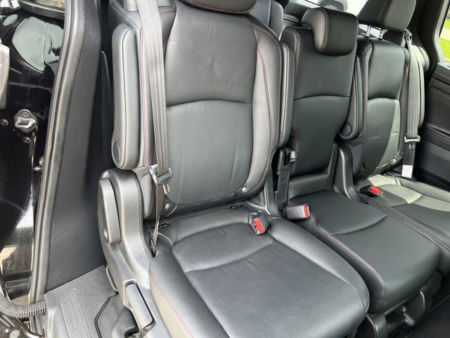 Used 2025 Honda Odyssey Sport-L image 27