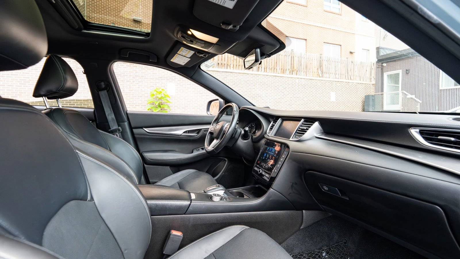 Used 2024 INFINITI QX55 Luxe w/ Cargo Package AWD/4WD image 11