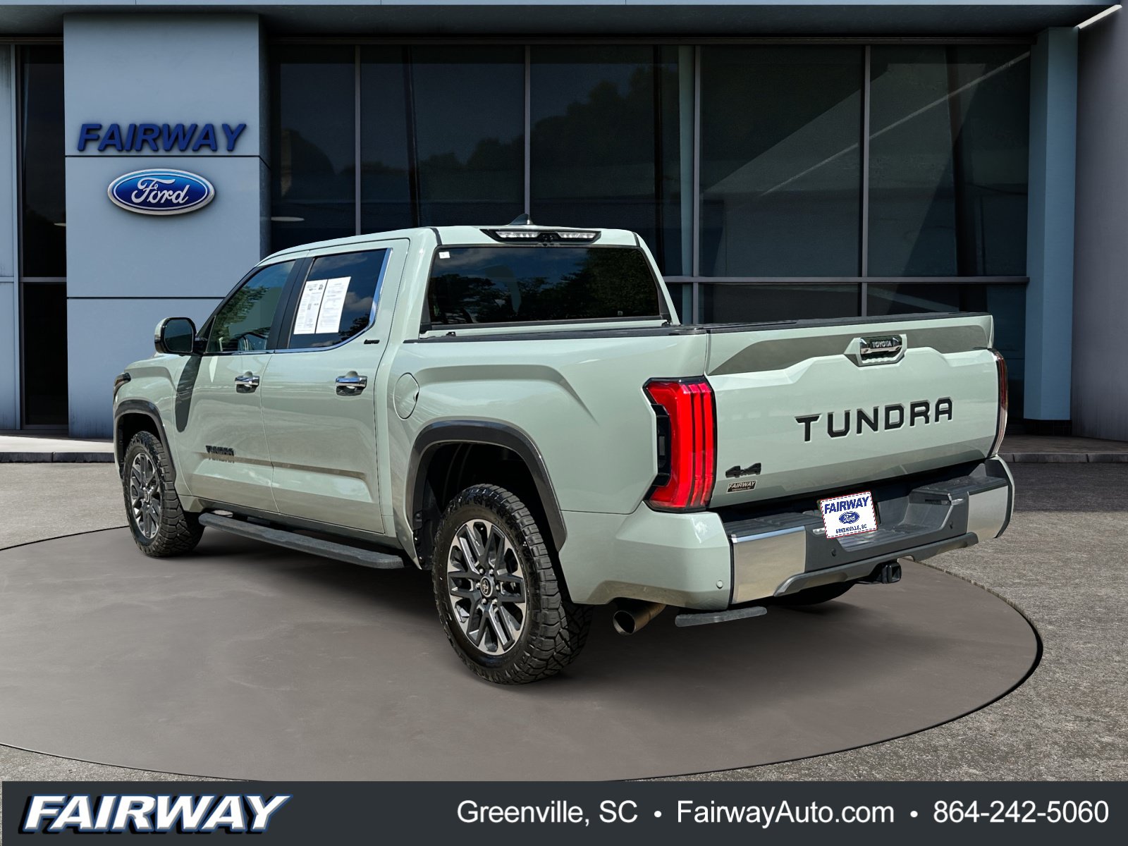 Used 2024 Toyota Tundra Limited AWD/4WD image 4