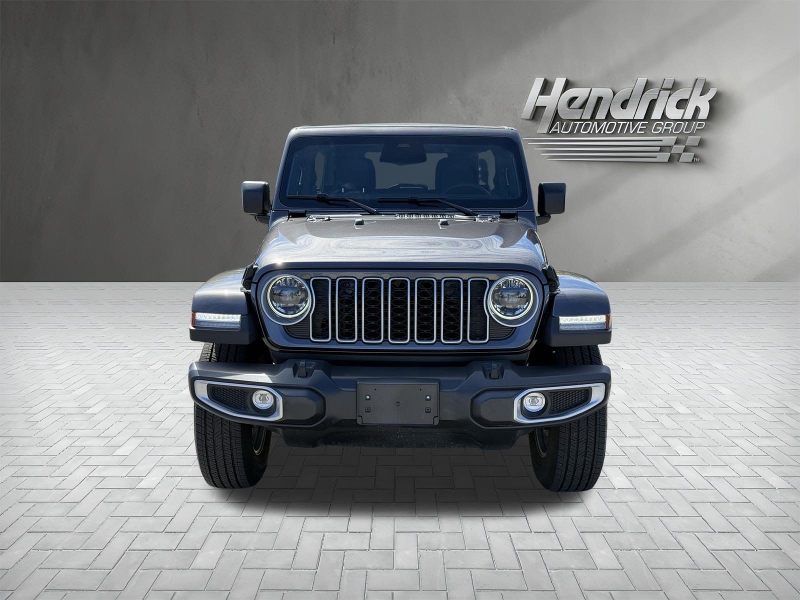 Used 2026 Jeep Wrangler Unlimited Sahara AWD/4WD image 3