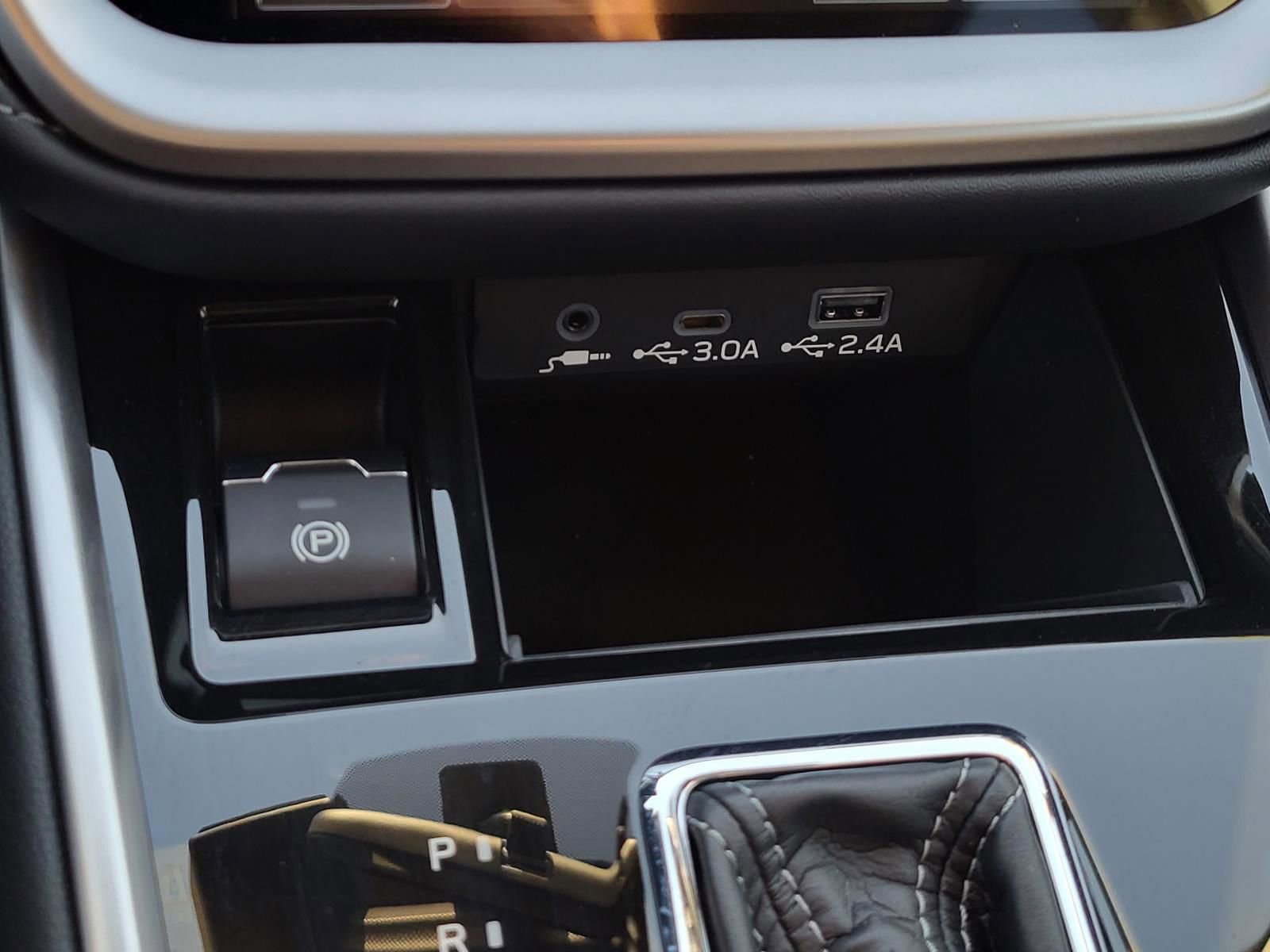 Certified 2025 Subaru Outback Premium image 25