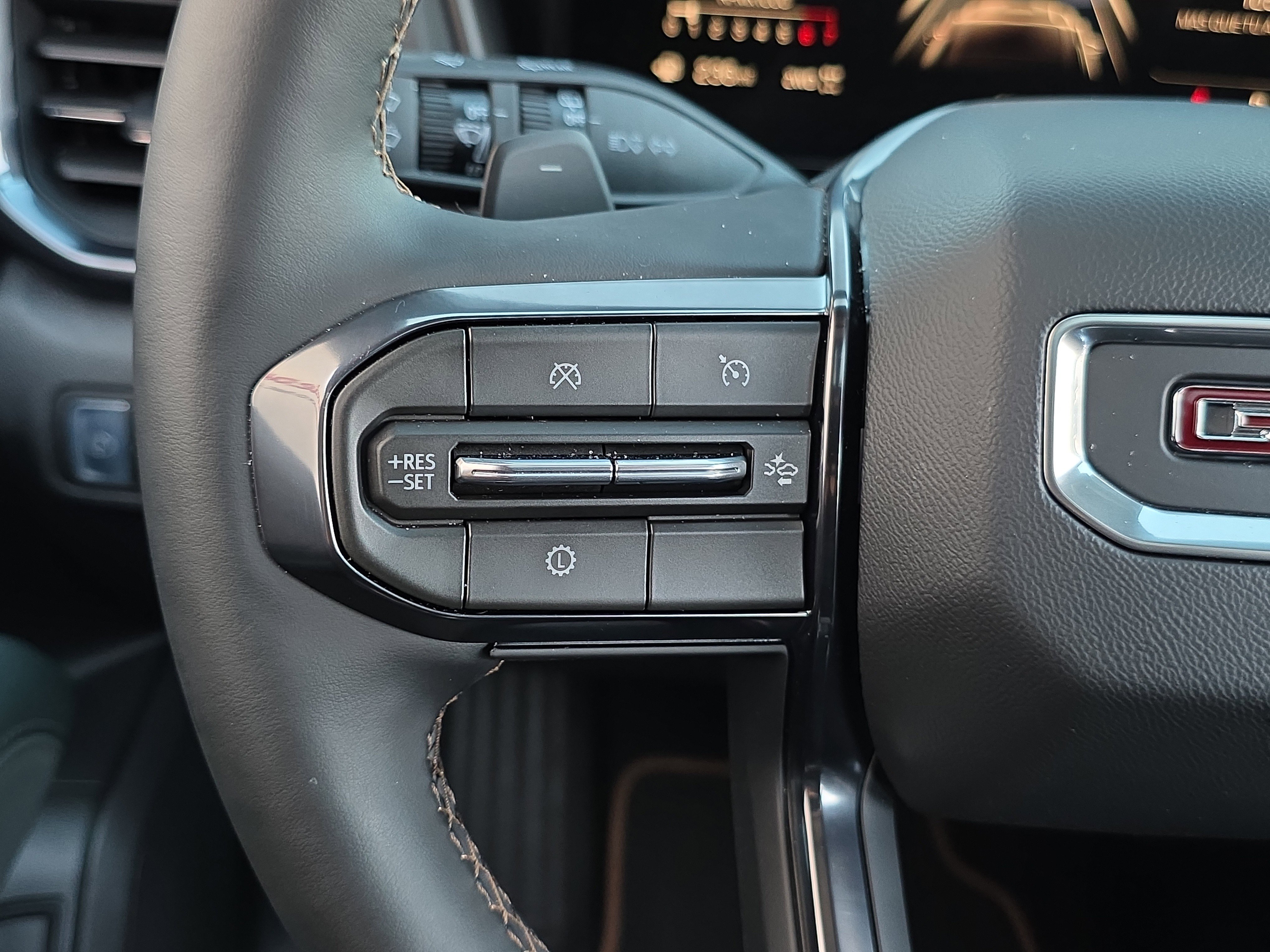 Used 2026 GMC Terrain AT4 w/ Convenience Package III image 19