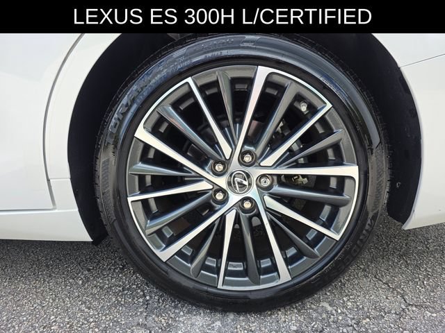 Used 2025 Lexus ES 300h w/ Premium Package FWD image 15