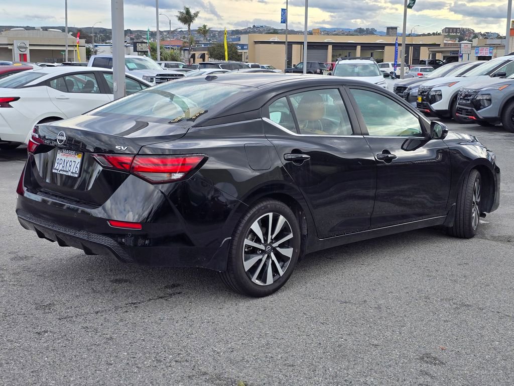 Used 2024 Nissan Sentra SV w/ SV Premium Package image 4